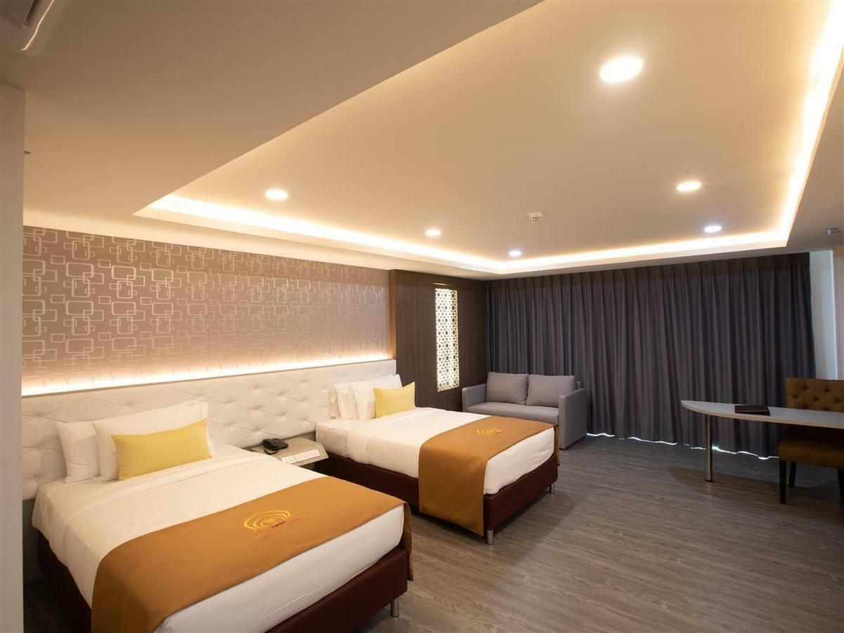 Alfahad Hotel Hat Yai Bagian luar foto