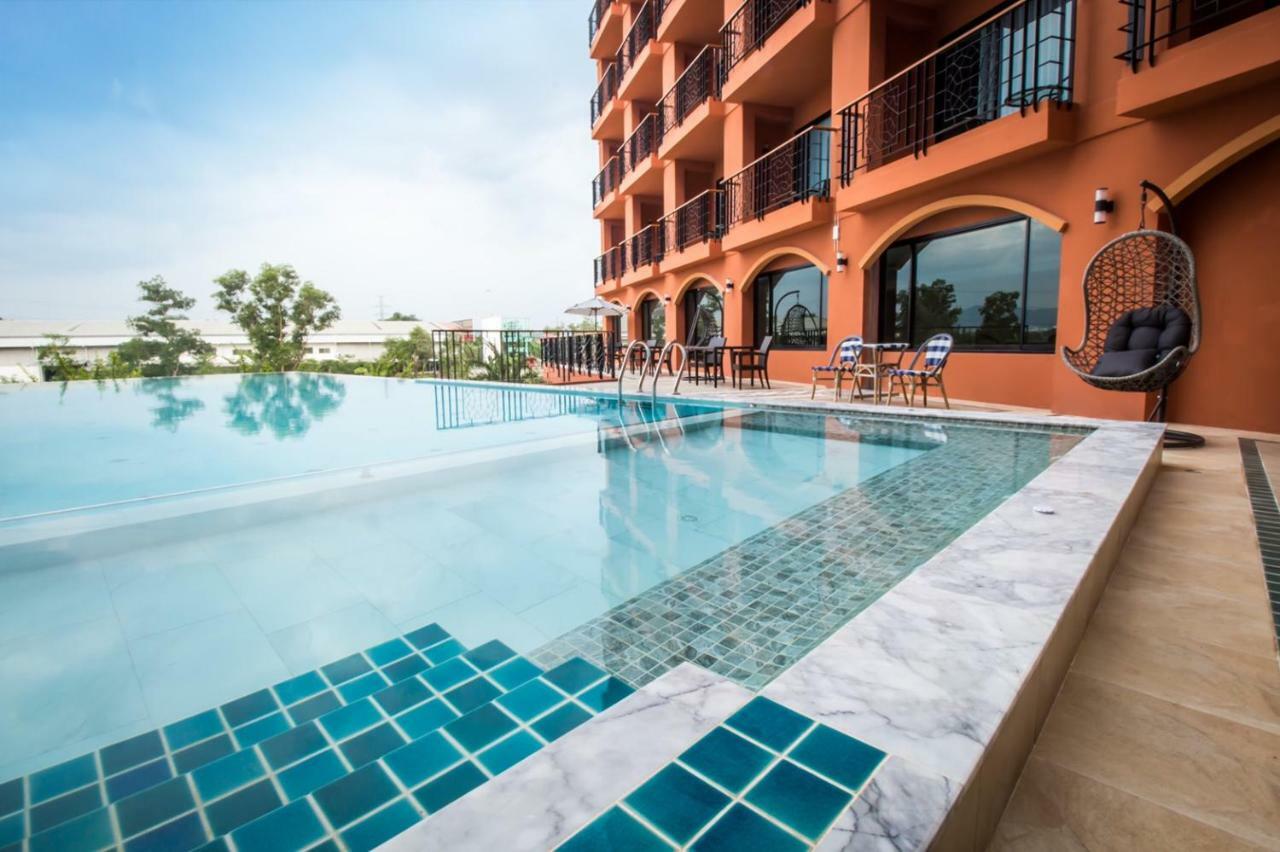 Alfahad Hotel Hat Yai Bagian luar foto